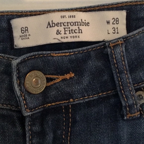 Abercrombie & Fitch Boyfriend Distressed Jeans - Picture 3 of 8